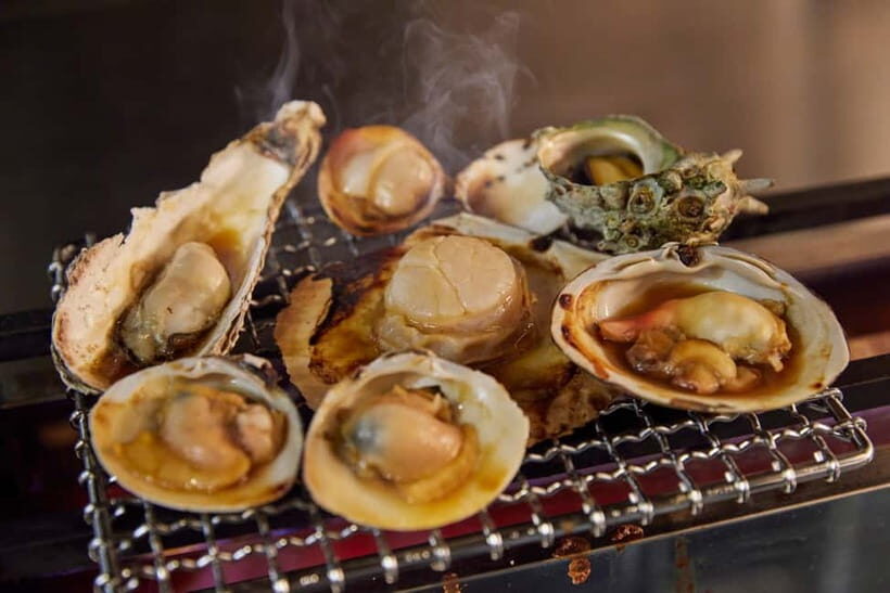 Tokyo: Japanese Experiece Dinner with Diving Ama Performance - Ama Pearl-Fishing Traditions, Served With Dinner