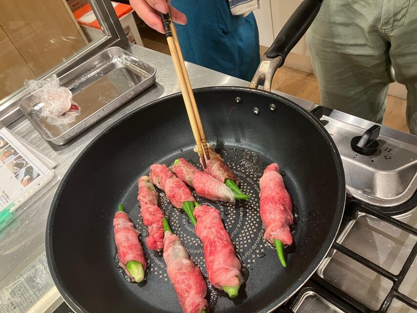 Tokyo: Japanese Home-style Cooking Class with Meal - Who teaches, and what that means for your experience