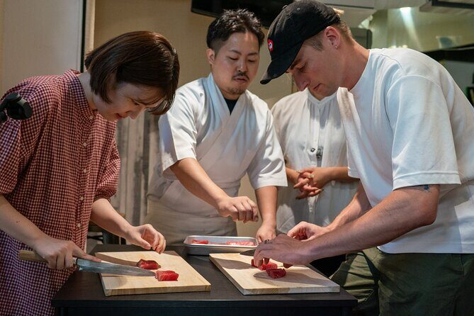 Tokyo: Japanese Knife Skills and Sashimi & Tempura Cooking Class - Meeting at Nishi-Koyama Station and getting settled