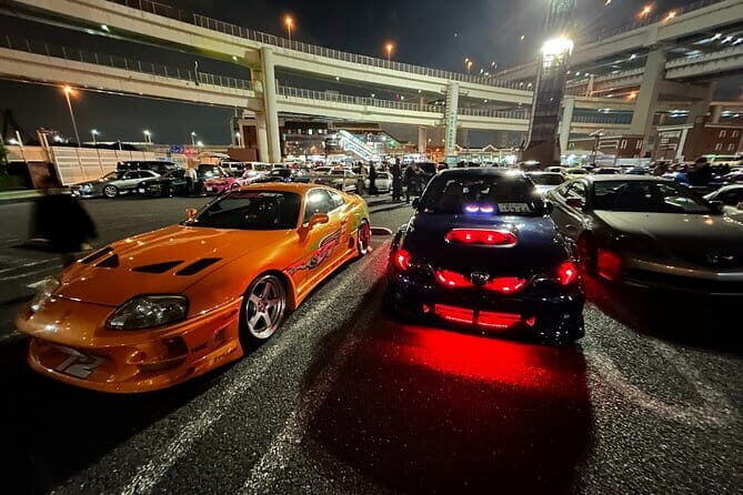 Tokyo JDM Experience: Daikoku PA & Fast & Furious Night Drive - Shibuya Crossing at night: the organized chaos moment