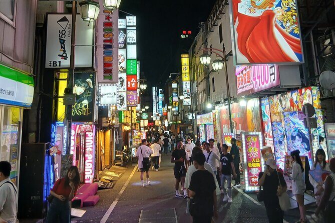 Tokyo Kabukicho Tour & Dinner Party - for Adults Only - Stop 1: Kabukichō streets, neon sights, and what to notice