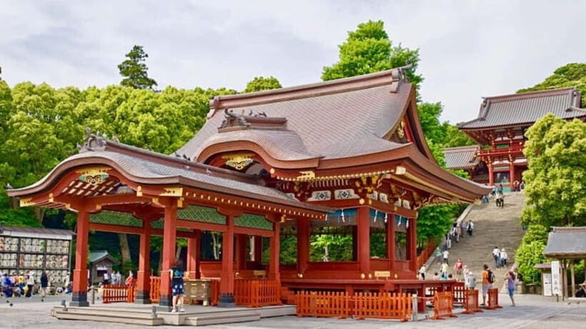 Tokyo: Kamakura & Enoshima Day Tour with Pickup & Train Ride - Great Buddha of Kamakura: The Spiritual Finale (And Small Entrance Fees)