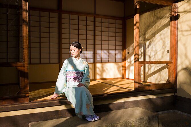 Tokyo: Kimono Experience inside Shinjuku Gyoen National Garden - Kimono selection and dressing: the part you’ll feel most