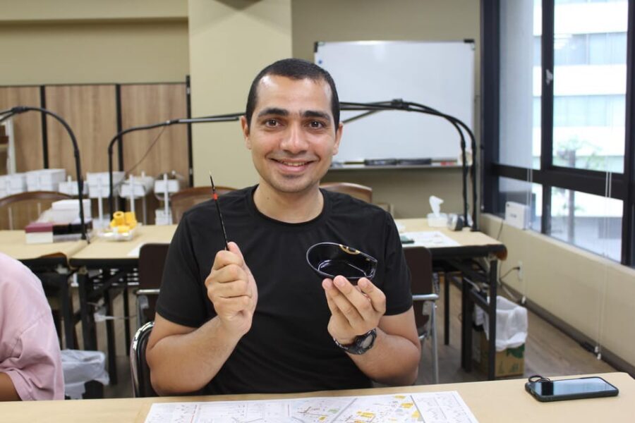 Tokyo: Kintsugi Art Repair Workshop - What You’ll Make: Gold-Lacquer Repairs for Ceramics
