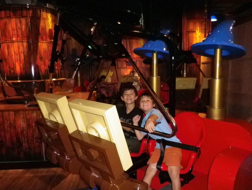 Tokyo: Legoland Discovery Center Admission Ticket - LEGO classes and the included 4D cinema show