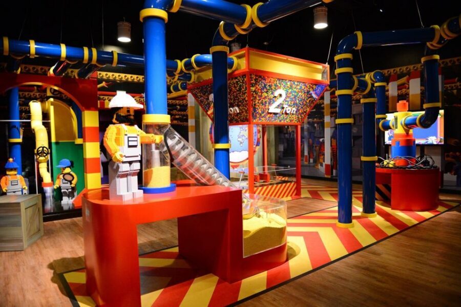 Tokyo: Legoland Discovery Center Admission Ticket - Rides and interactive adventures: ninjas and rescuing princesses