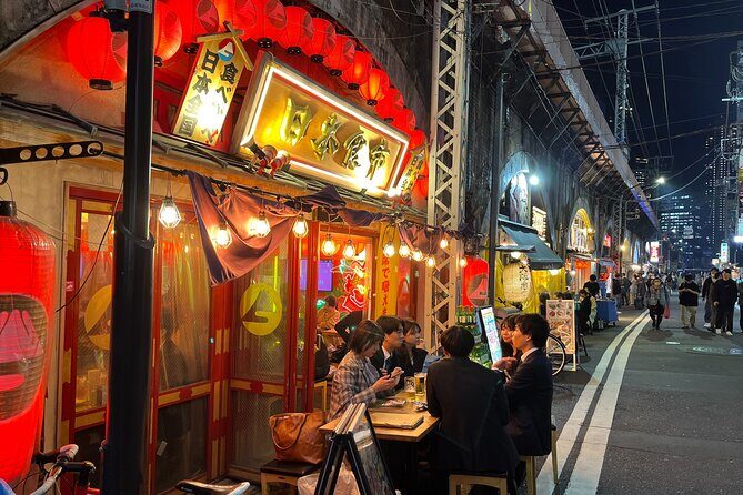 Tokyo Local Food Tour: Noodles, Skewers, Dumplings, Sweets - Stop 2: Gyoza and drinks near Shimbashi Station