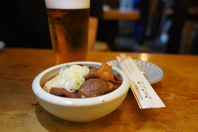 Tokyo Local Foodie Adventure near Roppongi - Guide Ellen and the relaxed group experience