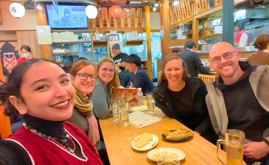 Tokyo: Locals´ Secret Food Tour // Eat like a Japanese - Stop 3: Izakaya + Yakitori and the Yuzu Sour Option