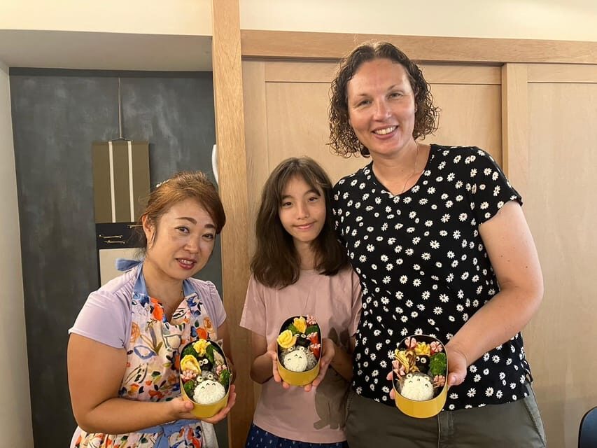 Tokyo: Making a bento box with cute character look - FAQ