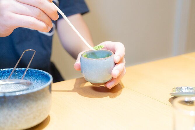 Tokyo: Matcha Tea Ceremony Experience at Japanese room in Shibuya - Tea ceremony etiquette basics: what you learn and why it matters