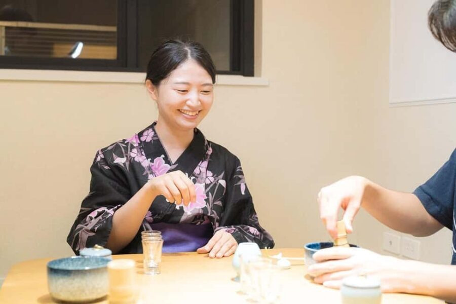 Tokyo: Matcha Tea Ceremony Experience in Shibuya - A Calm Room, Small Group, And An English-Speaking Teacher