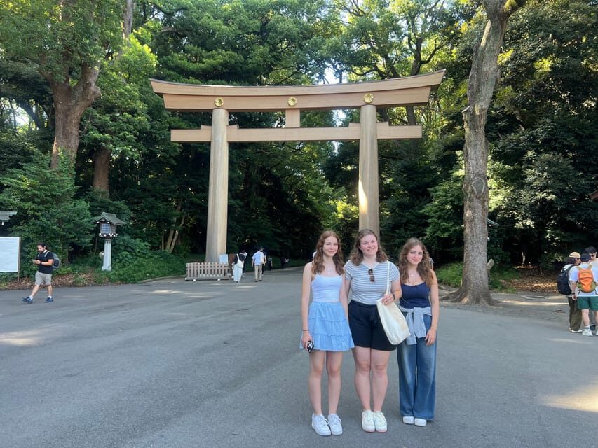 Tokyo: Meiji Jingu Shrine and Shinto Culture Walking Tour - Duration and pacing: Why 2 hours works (and when it doesn’t)