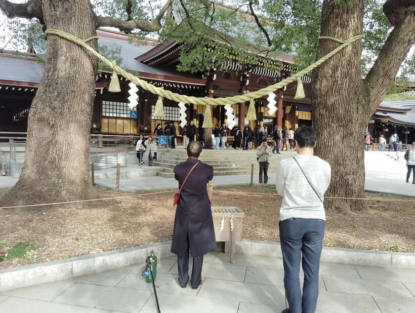 Tokyo: Meiji Jingu Shrine & Inner Garden Guided Tour (2h) - Key moments worth planning around