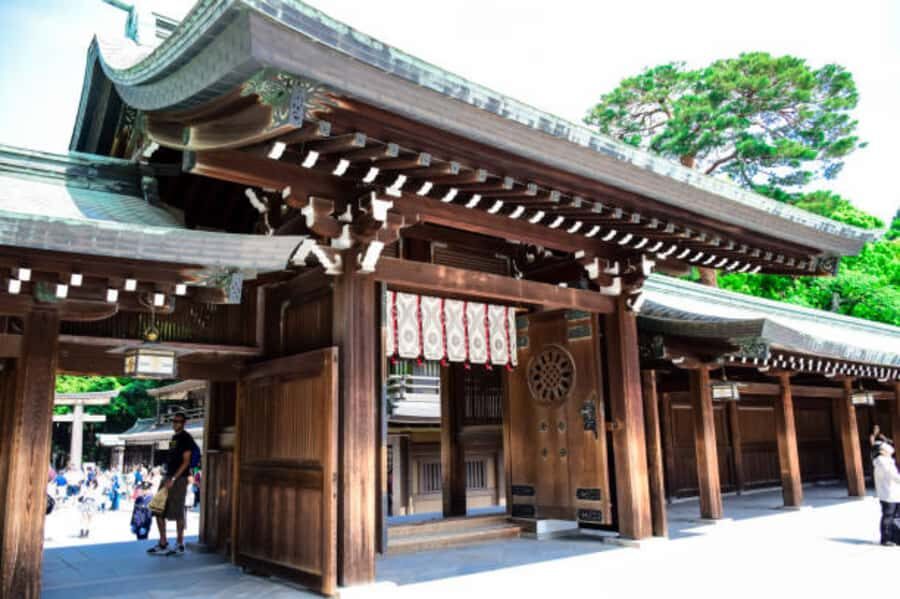 Tokyo: Meiji Shrine Walking Tour with Local Guide - Meiji Shrine’s forest feels different when someone explains it