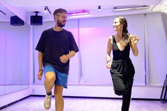 Tokyo Morning Shuffle Dance & Breakfast with a TikTok Star - Shuffle Dance in Shinjuku: What You’re Really Signing Up For