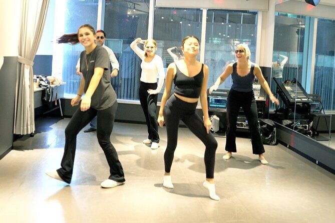 Tokyo Morning Shuffle Dance & Breakfast with a TikTok Star - 5 Key Points That Make This Tour Worth Your Morning