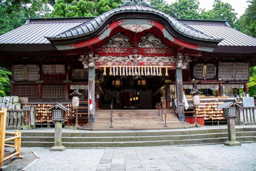 Tokyo: Mount Fuji Private Tour with Scenic Lunch Experience - Chureito Pagoda and Arakura Fuji Sengen Shrine & Pagoda: two ways to get the postcard shot