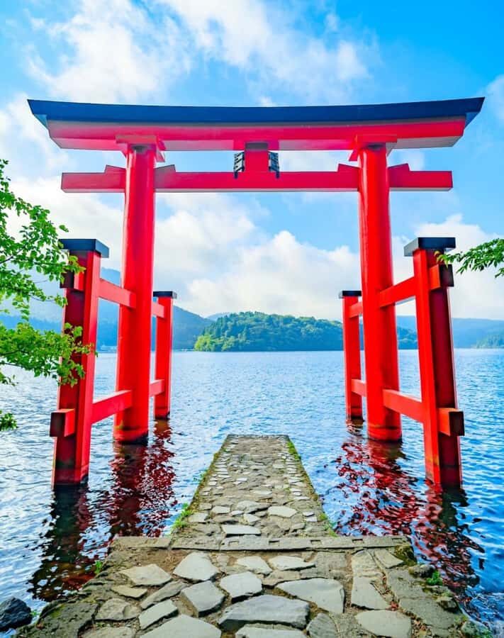 Tokyo: Mount Fuji Views and KABA Amphibious Bus Day Tour - What it feels like with this small-group setup