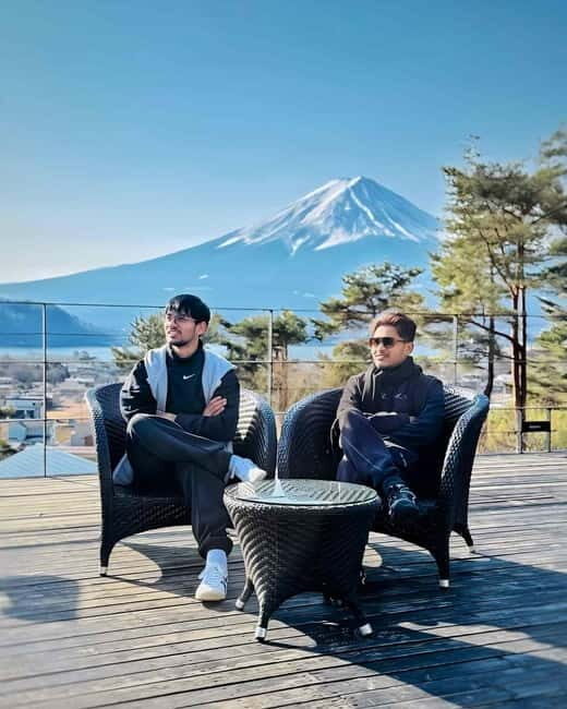 Tokyo Mt. Fuji 5th Station Tour | 9-Guest Small Group - Oshino Hakkai UNESCO springs: the best place to slow down and handle lunch