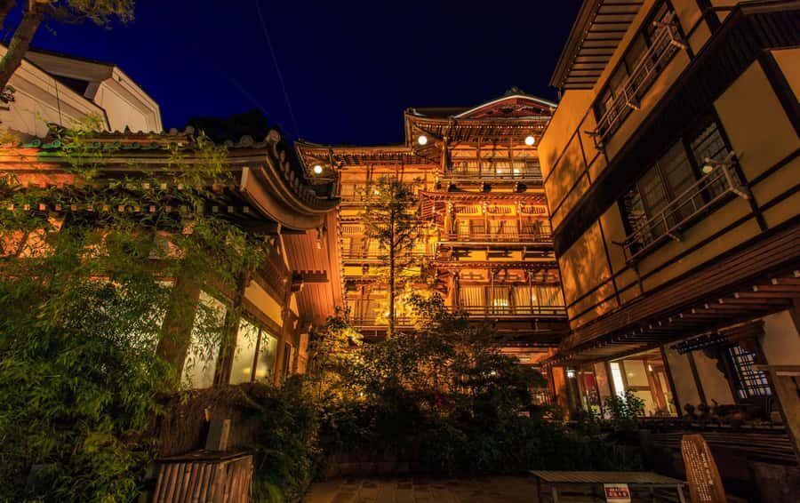 Tokyo/Nagano: private Tour with Snow Monkey Park & Temples - Obuse and the Miso Factory: How Fermentation Becomes Comfort Flavor