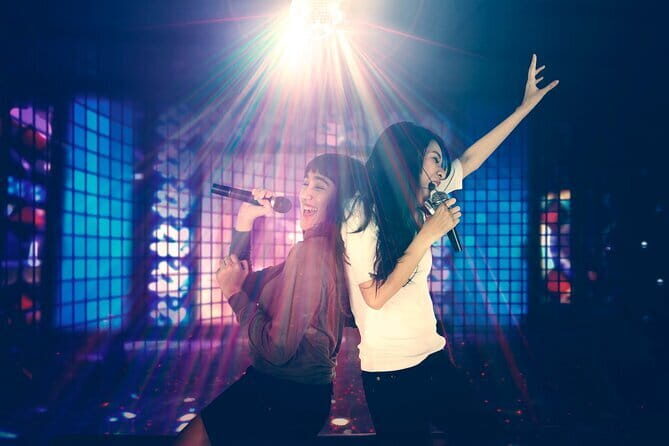 Tokyo Night Tour Akihabara, Shibuya, Karaoke and City Lights - Key highlights at a glance
