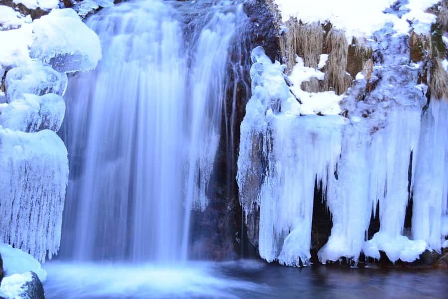 Tokyo: Nikko Day Tour Shrines, Lake Chūzenji & Kegon Falls - Price and Logistics: Is $500 Per Group Good Value?