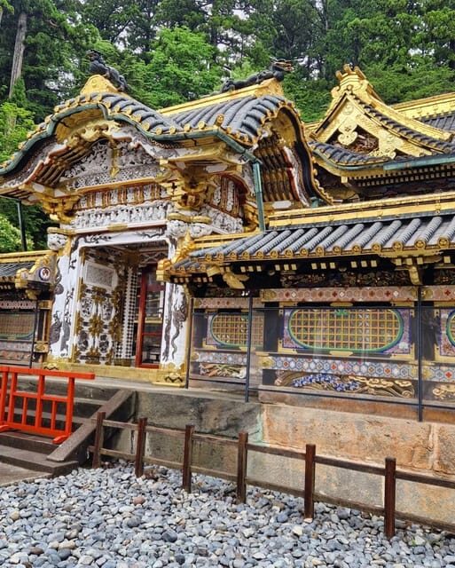 Tokyo: Nikko National Park Private Day Trip with Driver - Choosing the car: luxury ride vs Hiace van