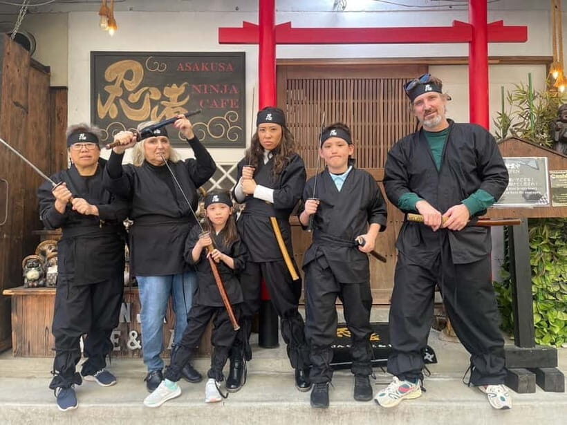 Tokyo: Ninja Experience Cafe Asakusa - Meeting at the Red Torii Gate and Getting Set Up