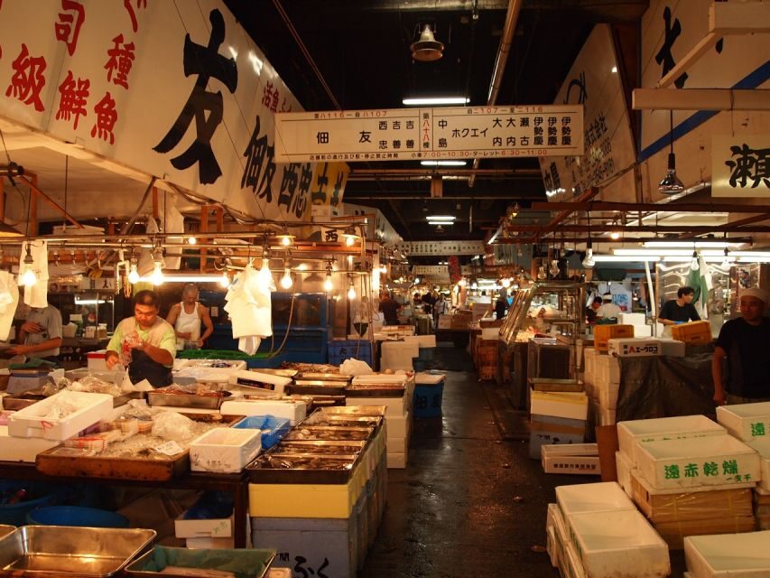 Tokyo: Off the Beaten Path Private Guided Tour - A 6-hour plan that trades crowds for real neighborhoods