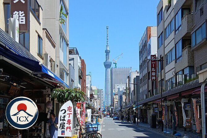 Tokyo Old Town Discovery Walk. Lunch Included - Lunch around the old market streets: what to eat and how to eat it