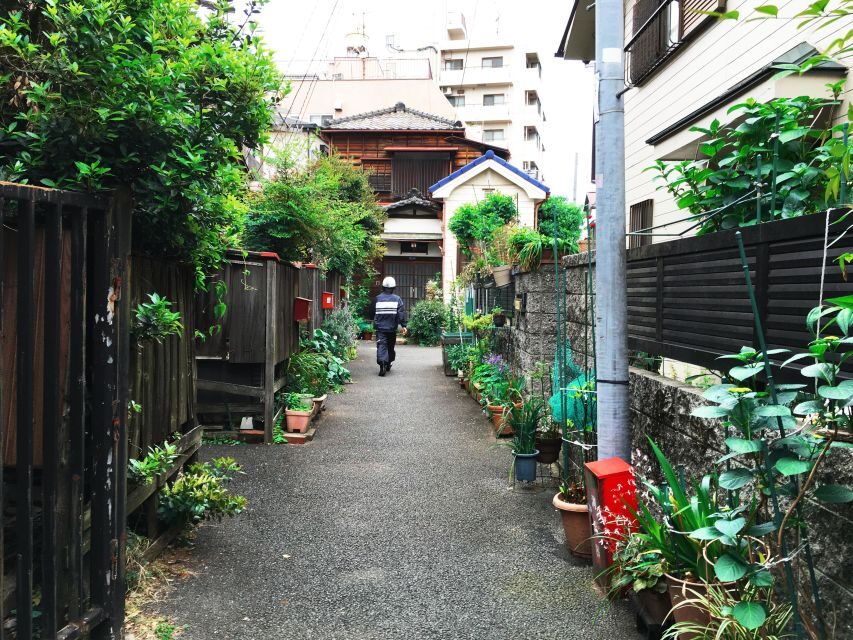 Tokyo: Personalized Private 6-Hour Tour - Harajuku: Pop Fashion, Shopping, and People-Watching in Short Bursts