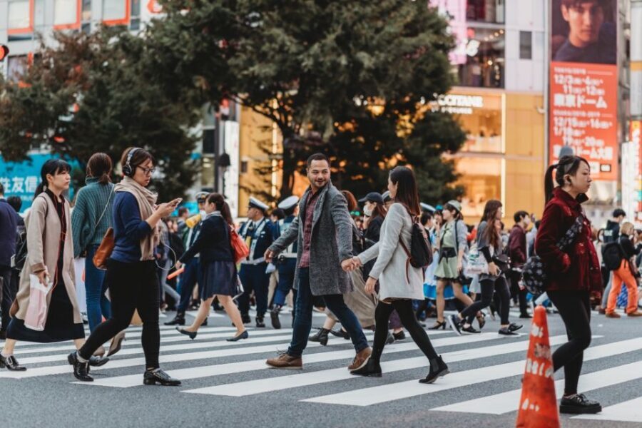 Tokyo: Photo Shoot with a Private Vacation Photographer - Your photographer: friendly direction that keeps it natural