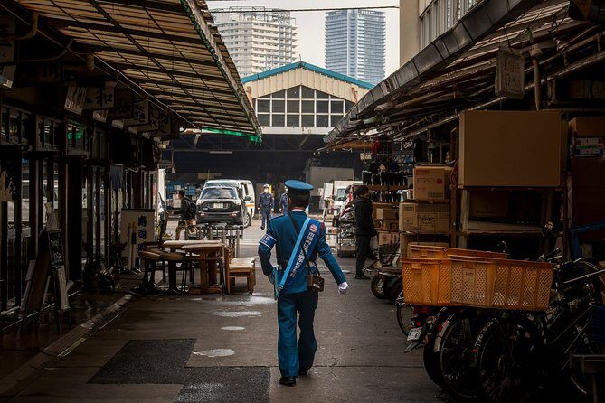 Tokyo Photography Masterclass - Private Photography Lesson - Logistics that matter in Tokyo: meeting spot, duration, and moving efficiently