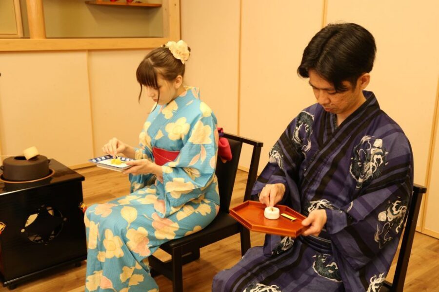 Tokyo: Practicing Zen with a Japanese Tea Ceremony - Comfort and rules: how to prepare for the room, the seating, and quiet focus