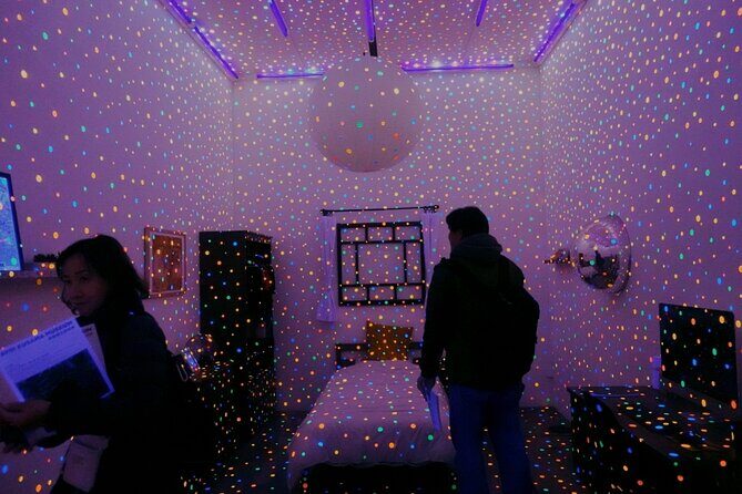 Tokyo Private Art Tour in Kagurazaka Shinjuku with Licensed Guide - Price and what $46.05 buys you in real life