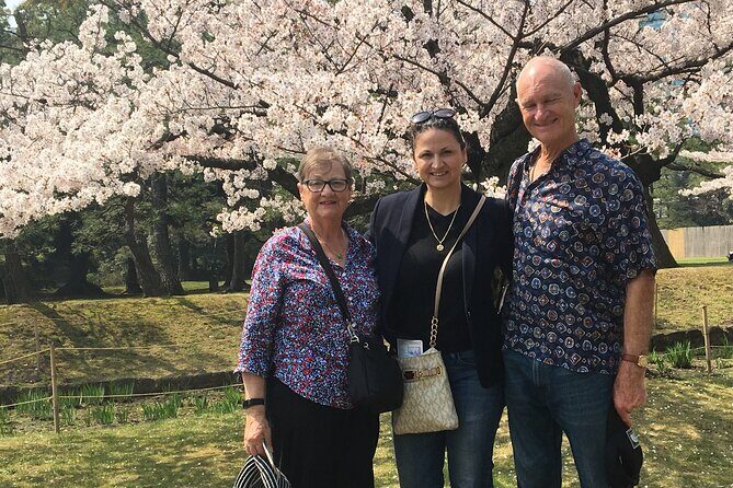 Tokyo Private Cherry Blossom Tour with a Local – Picnic Included - Senso-ji Temple and Nakamise Street: Where Sakura Meets Everyday Tokyo