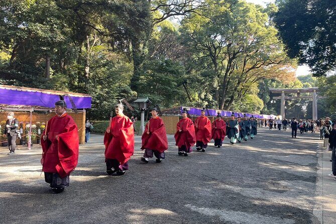 Tokyo Private Customized Walking tours with Local guide - Where the tour starts in Marunouchi and how the day flows