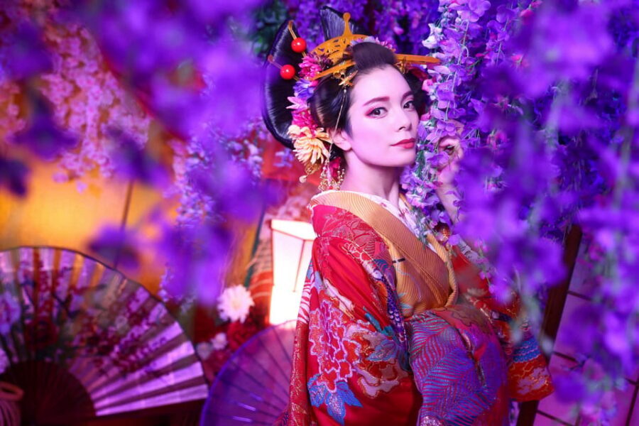 Tokyo: Private Makeover Photography Studio in Luxury Kimono - Why Asakusa works so well for a kimono photo session