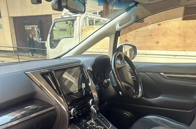 Tokyo Private Transfer From or To Haneda Airport (HND) - How Meet-Up Works: One Day Before, Then Day-Of Help
