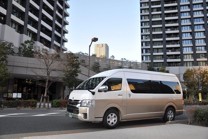 Tokyo private transfer to Narita Airport (NRT) - Driver communication: what “organized” looks like
