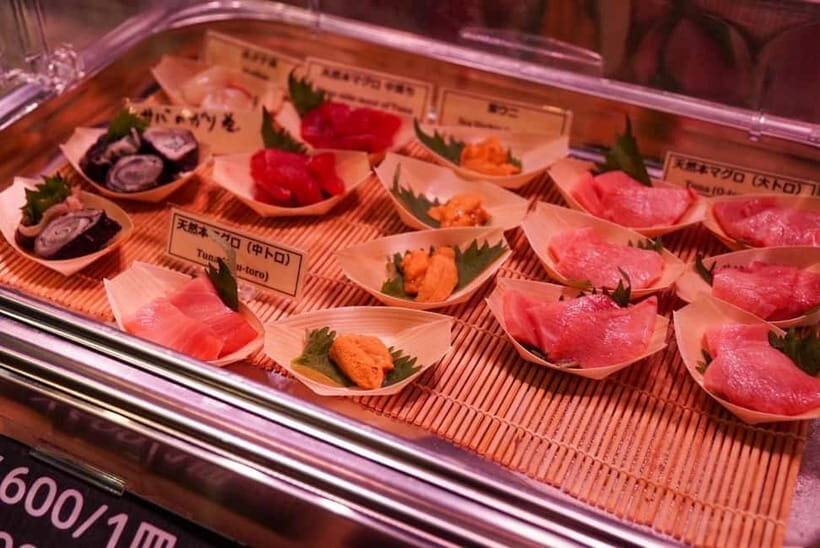 Tokyo: Private Tsukiji Street Food & Sake with Local Guide - Key things that make this tour worth your time