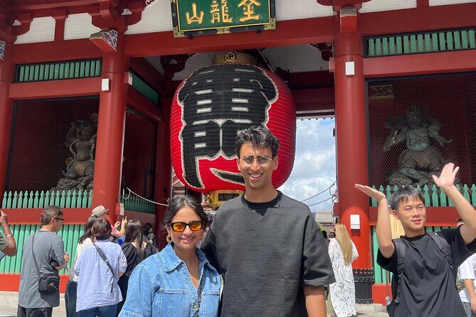 Tokyo Private Walking Tour With Fresh Eyes, Local Hearts - A private Tokyo walking plan that actually reduces stress