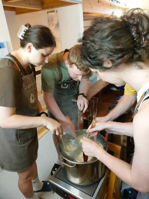 Tokyo: Real Ramen & Dumpling Cooking with Master Chef - Vegetarian ramen: how to make it happen without last-minute stress