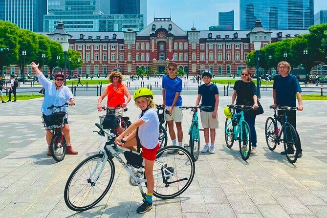 Tokyo: Rice Ball Making Class by an Expert - The garden picnic at Hamarikyu Wharf: where your work becomes lunch