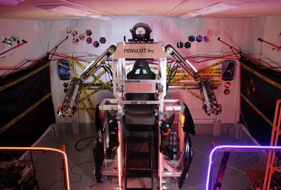 Tokyo: Robot Piloting Attraction Ticket - The hangar story and safety briefing: how they get you ready fast