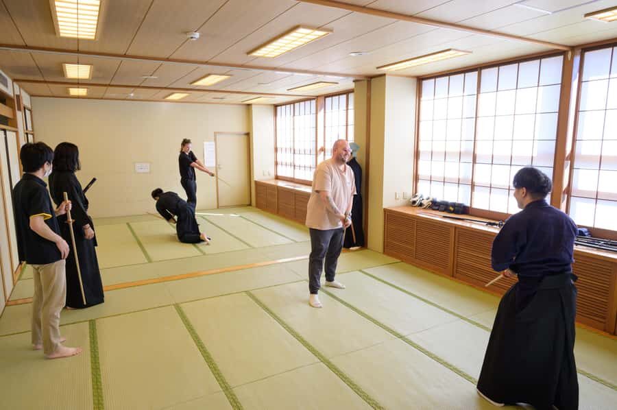 Tokyo: Samurai Adventure! Authentic Sword Experience - Paired practice and samurai demonstration: where the movie feeling happens