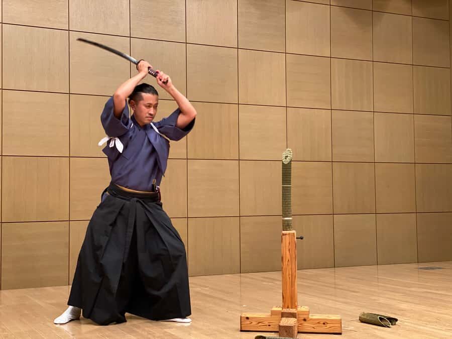 Tokyo: Samurai Experience with a real sword - Sword handling, forms, and Uchikomi: getting from basics to a controlled fight