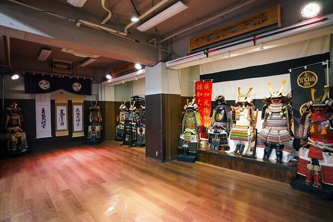 Tokyo Samurai Experience - Samurai Theater Tokyo: Kimono, Movement Basics, and Katana Skills