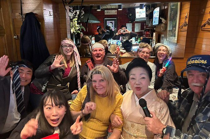 Tokyo Shinbashi Night Tour: Local Guide & Drinks at Snack Bars - Stop 5: A final mission and the easy exit